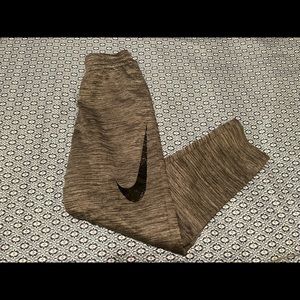 EUC Sz M boys gray Nike pants